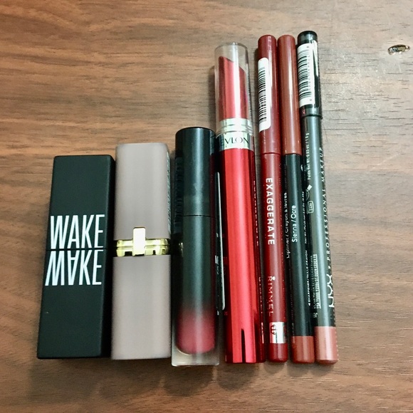 L'Oreal Other - ♥️ Bundle of 8 lippies loreal Revlon Rimmel WNW
